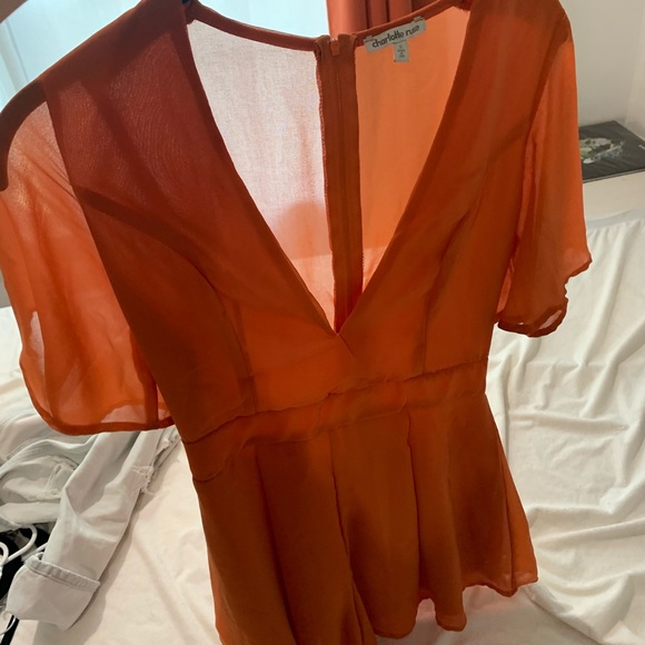 Charlotte Russe orange romper - Picture 4 of 7